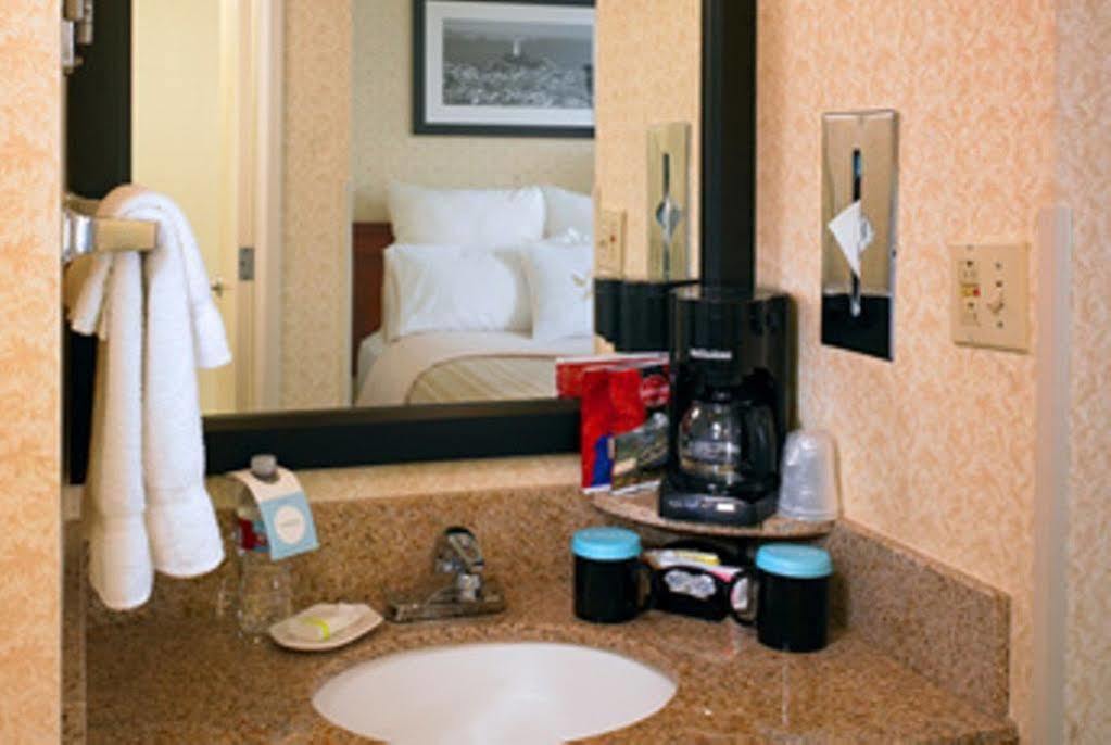 אמריוויל Four Points By Sheraton - San Francisco Bay Bridge מראה חיצוני תמונה